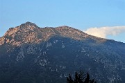 96 Vista sul Monte Venturosa dal sent. 153 per Capo Foppa